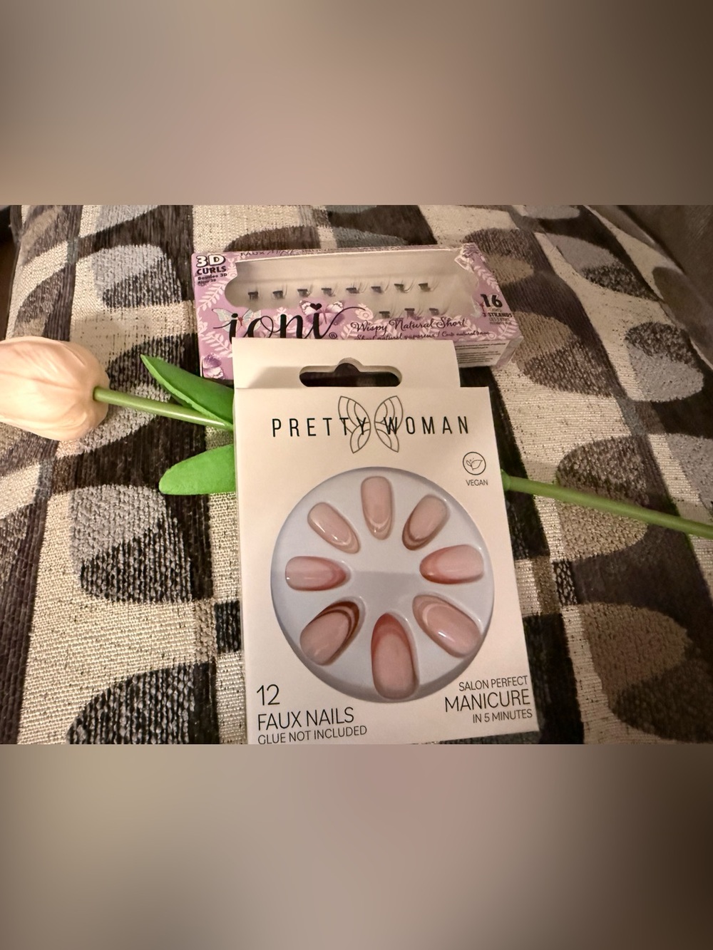 Mi Pretty Woman Press-On Nails in Soft Pink and Nude; faux 3d wispy lash ext